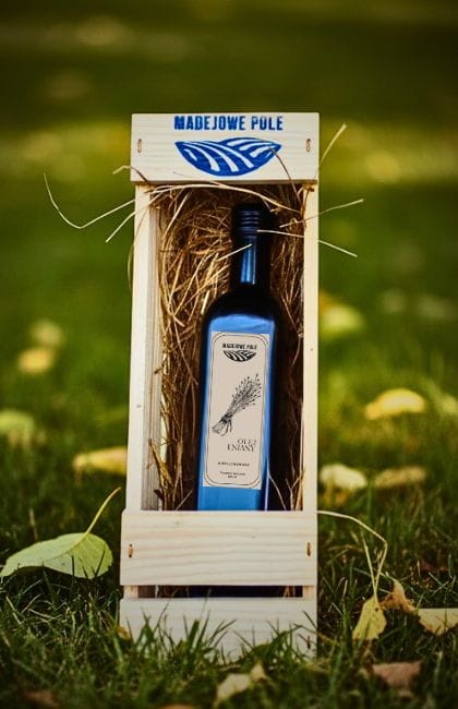 skrzynka_drewniana_prezent_olej_500ml